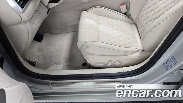 Genesis G70 2025 — photo 28