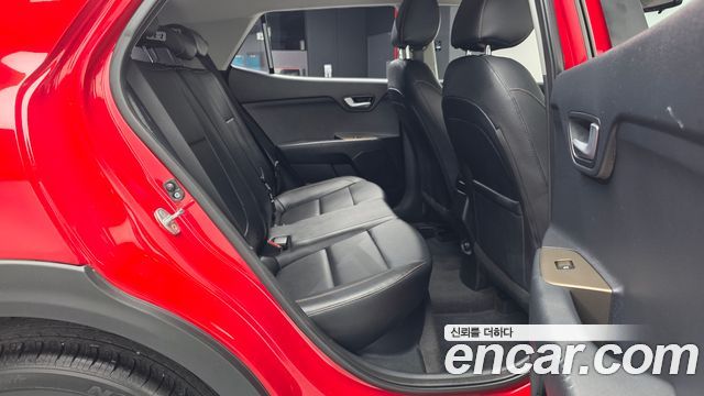 Kia Stonic 2018 — photo 12