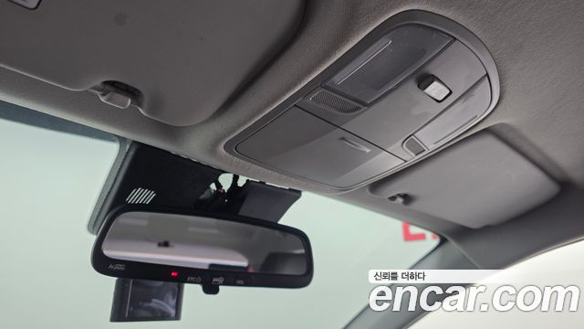 Kia Stonic 2018 — photo 17
