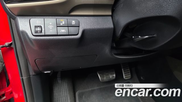Kia Stonic 2018 — photo 18