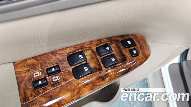 Kia Canival 2012 — photo 18