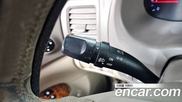 Kia Canival 2012 — photo 22