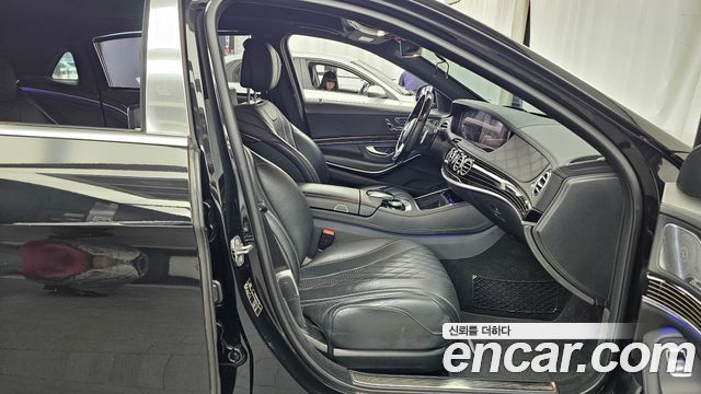 Mercedes-Benz S-Class 2019 — photo 11