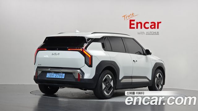 Kia EV3 2025 — photo 2