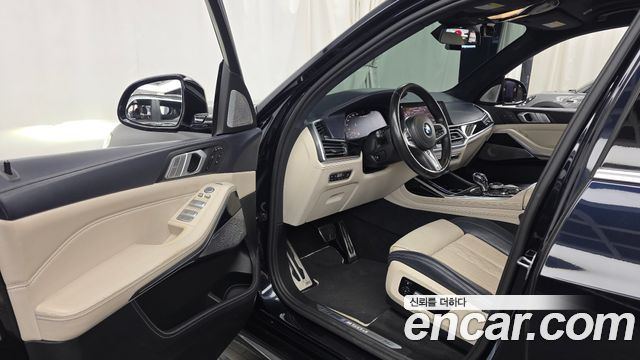 BMW X7 2019 — photo 10
