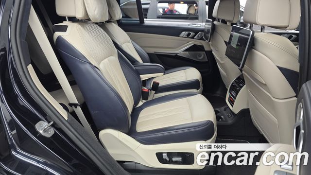 BMW X7 2019 — photo 12