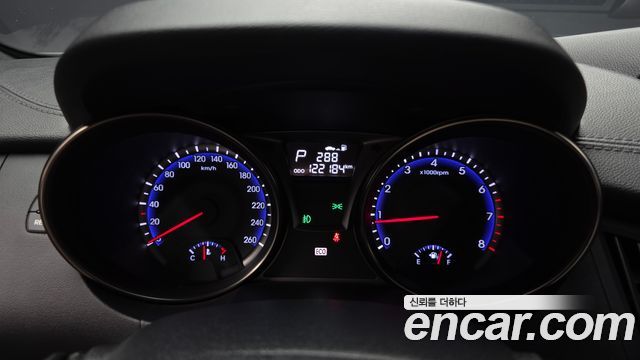 Hyundai Genesis 2016 — photo 8
