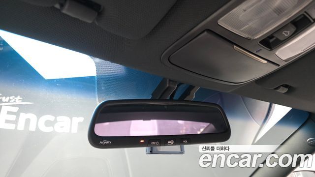 Hyundai Genesis 2016 — photo 17