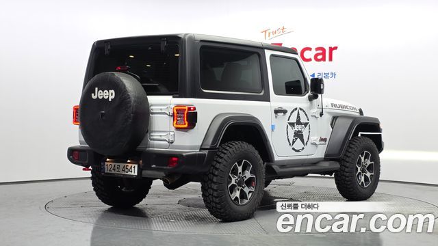 Jeep Wrangler 2023 — photo 2