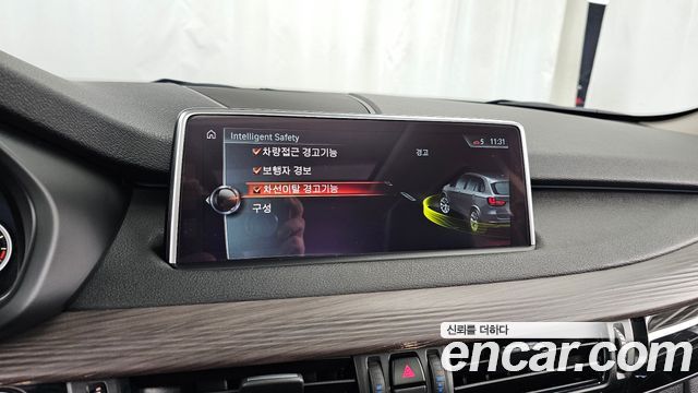 BMW X5 2017 — photo 16