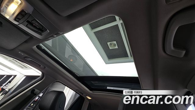 BMW X5 2017 — photo 18