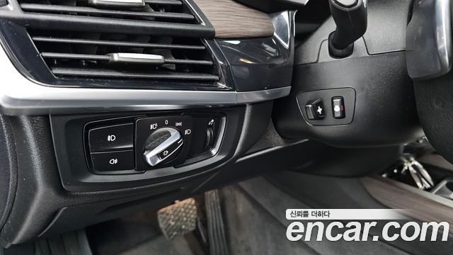 BMW X5 2017 — photo 19