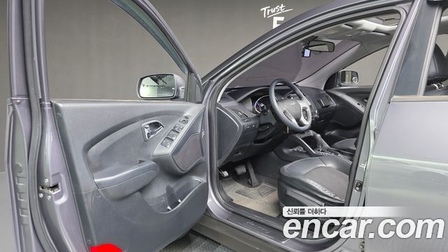 Hyundai Tucson 2011 — photo 10