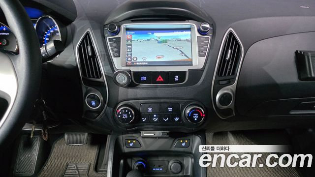 Hyundai Tucson 2011 — photo 14