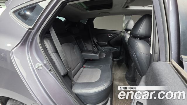 Hyundai Tucson 2011 — photo 18