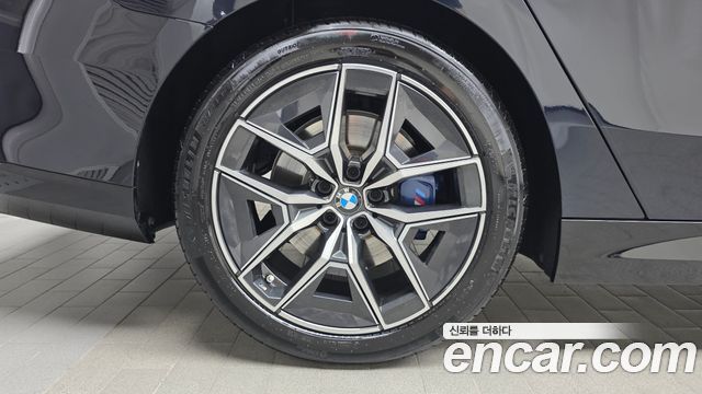 BMW 5-Series 2025 — photo 5
