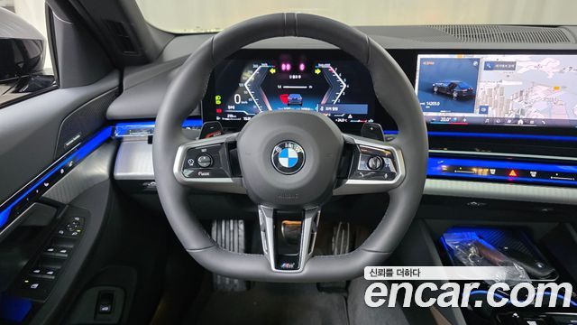 BMW 5-Series 2025 — photo 21