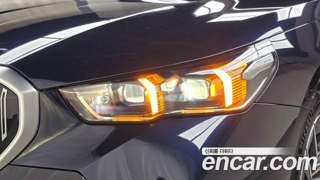 BMW 5-Series 2025 — photo 8