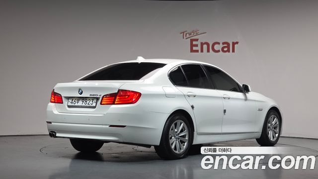 BMW 5-Series 2013 — photo 2