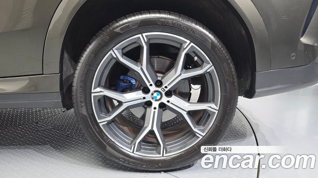 BMW X6 2022 — photo 7