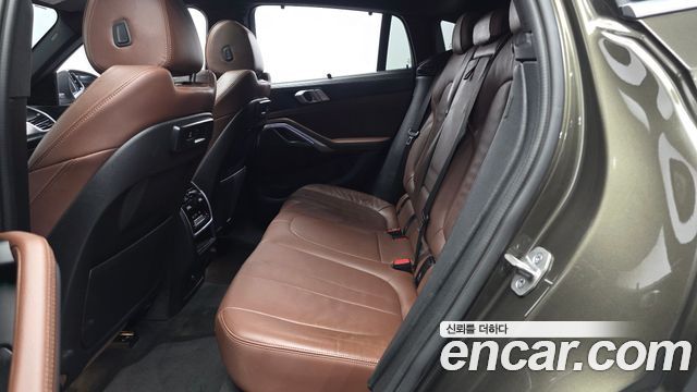 BMW X6 2022 — photo 16