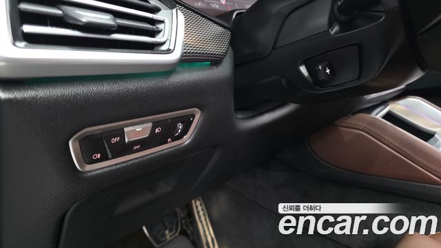 BMW X6 2022 — photo 28