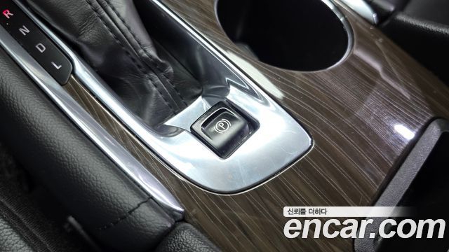 Chevrolet Korea Malibu 2017 — photo 32