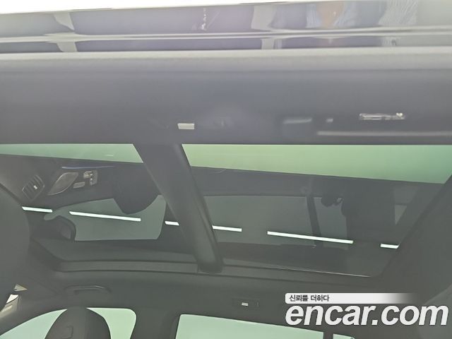 Mercedes-Benz GLS-Class 2025 — photo 14