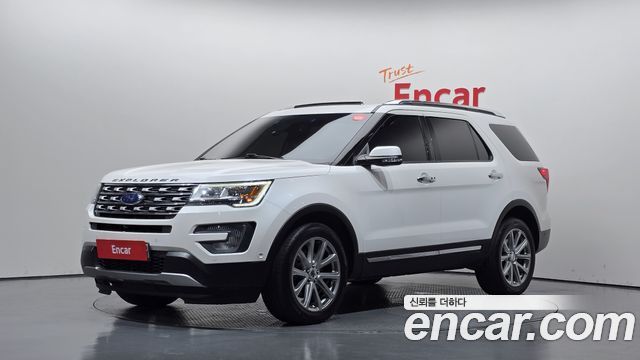 Ford Explorer 2017 — photo 1