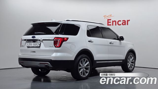Ford Explorer 2017 — photo 2