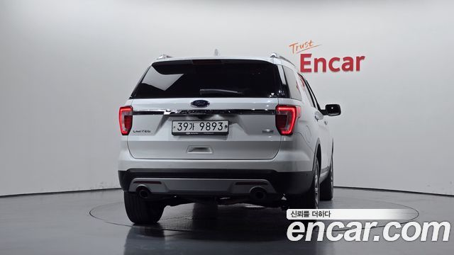 Ford Explorer 2017 — photo 4