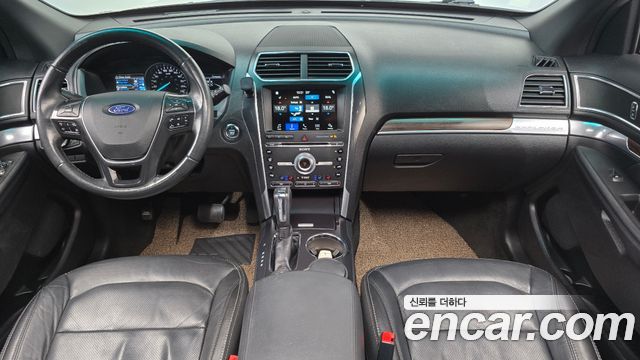 Ford Explorer 2017 — photo 7