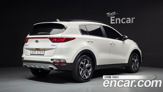 Kia Sportage 2019 — photo 2