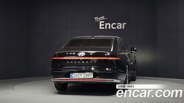 Hyundai Grandeur 2023 — photo 4