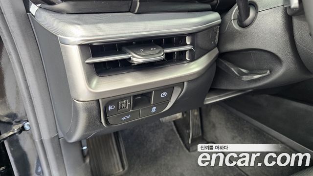 Hyundai Grandeur 2023 — photo 16