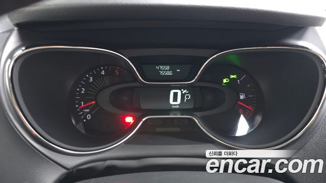 Renault Korea QM3 2017 — photo 11