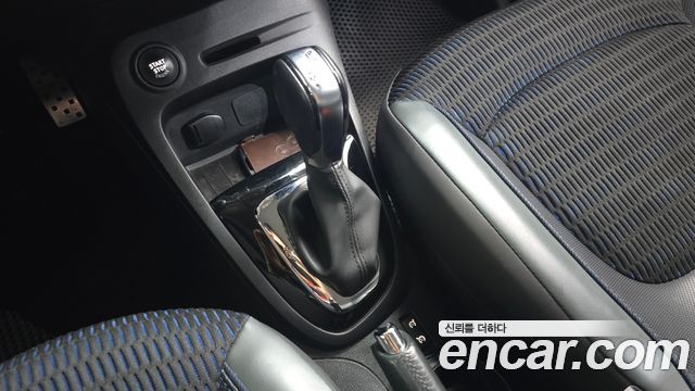 Renault Korea QM3 2017 — photo 12
