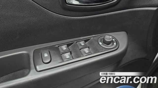 Renault Korea QM3 2017 — photo 25