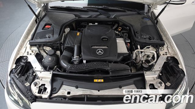 Mercedes-Benz E-Class 2018 — photo 6
