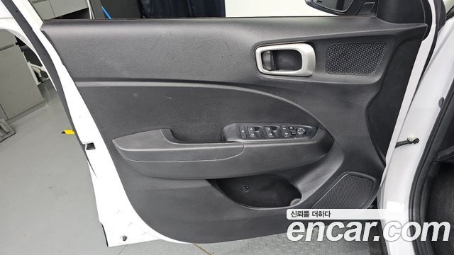 Hyundai Venue 2020 — photo 14
