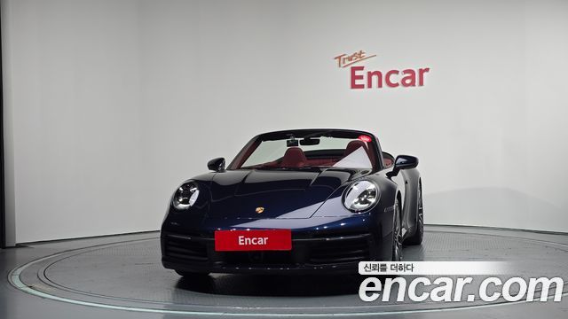 Porsche 911 2021 — photo 3