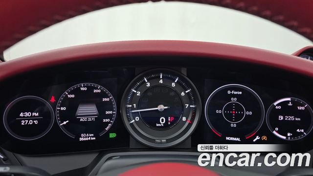 Porsche 911 2021 — photo 11