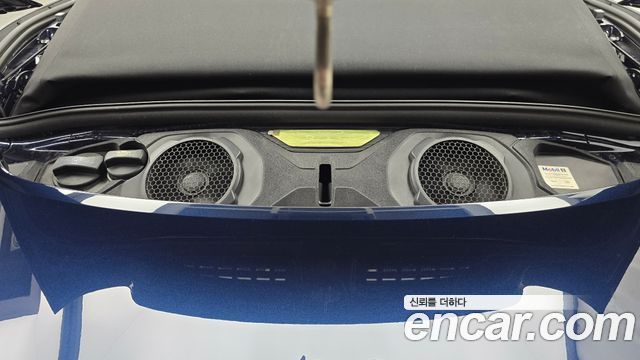 Porsche 911 2021 — photo 23