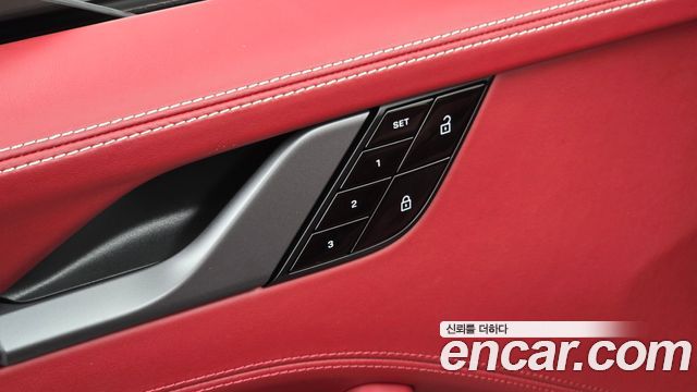 Porsche 911 2021 — photo 26