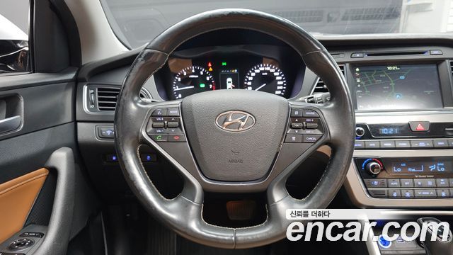 Hyundai Sonata 2015 — photo 12