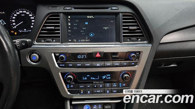 Hyundai Sonata 2015 — photo 13
