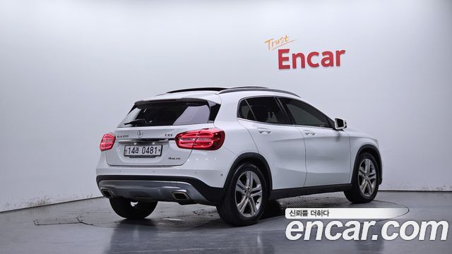Mercedes-Benz GLA-Class 2015 — photo 2