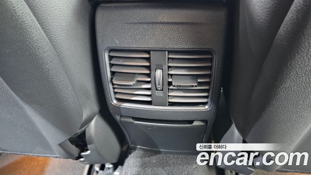 Mercedes-Benz GLA-Class 2015 — photo 18