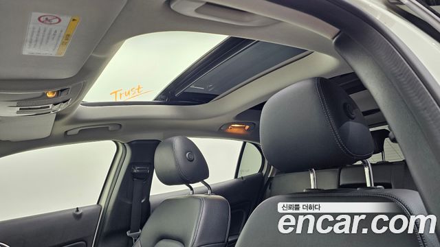 Mercedes-Benz GLA-Class 2015 — photo 19