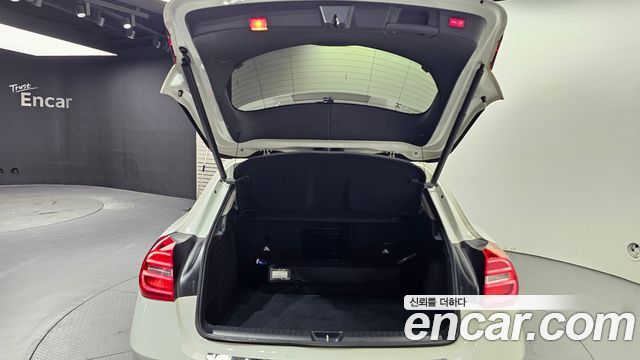 Mercedes-Benz GLA-Class 2015 — photo 20